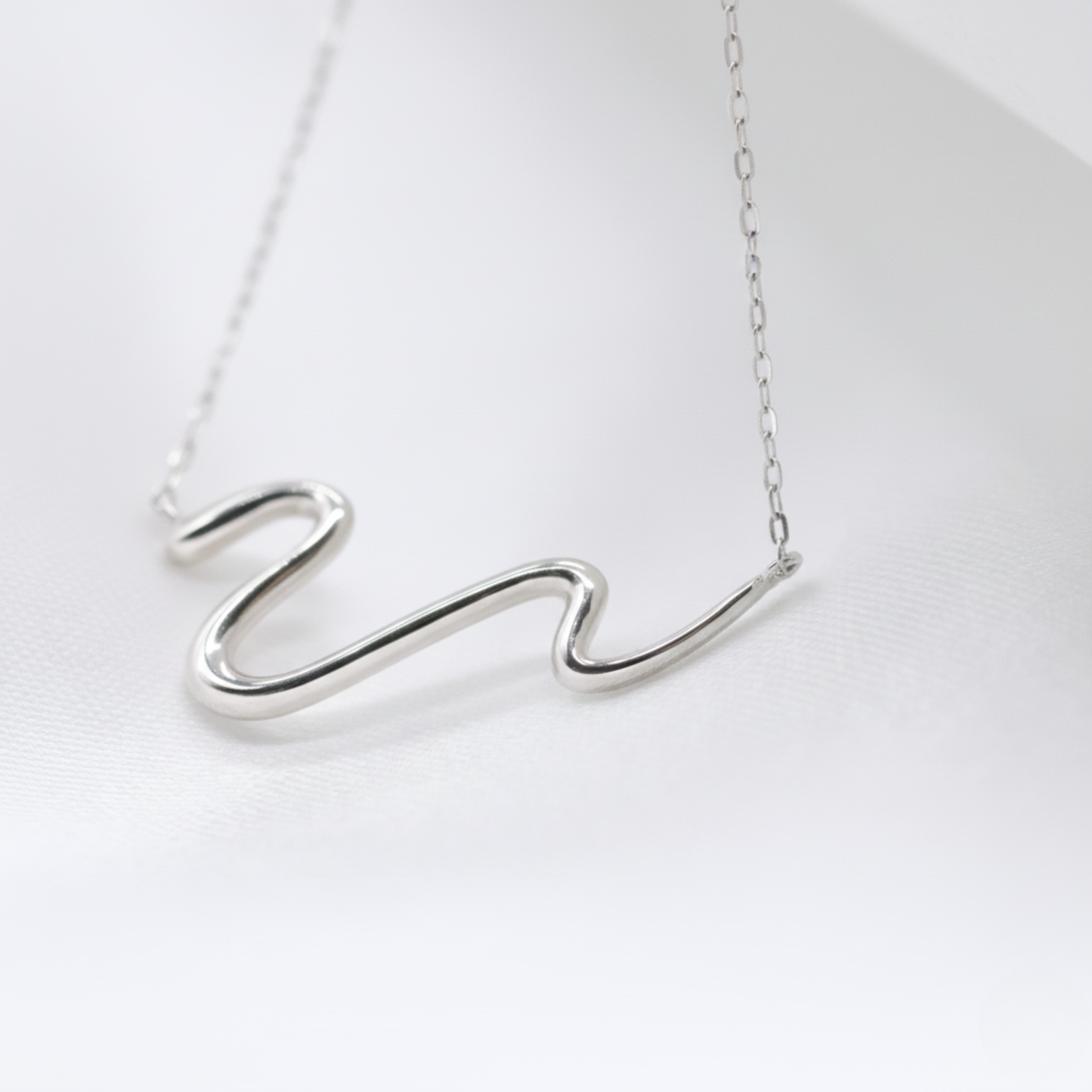 フローラインネックレス