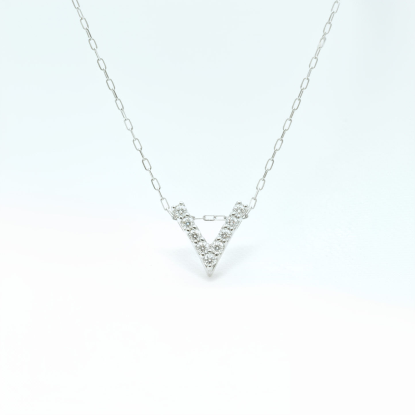 Vラインネックレス