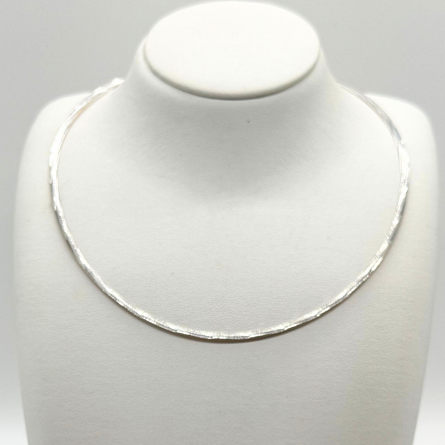 シルキーライン ネックレス
