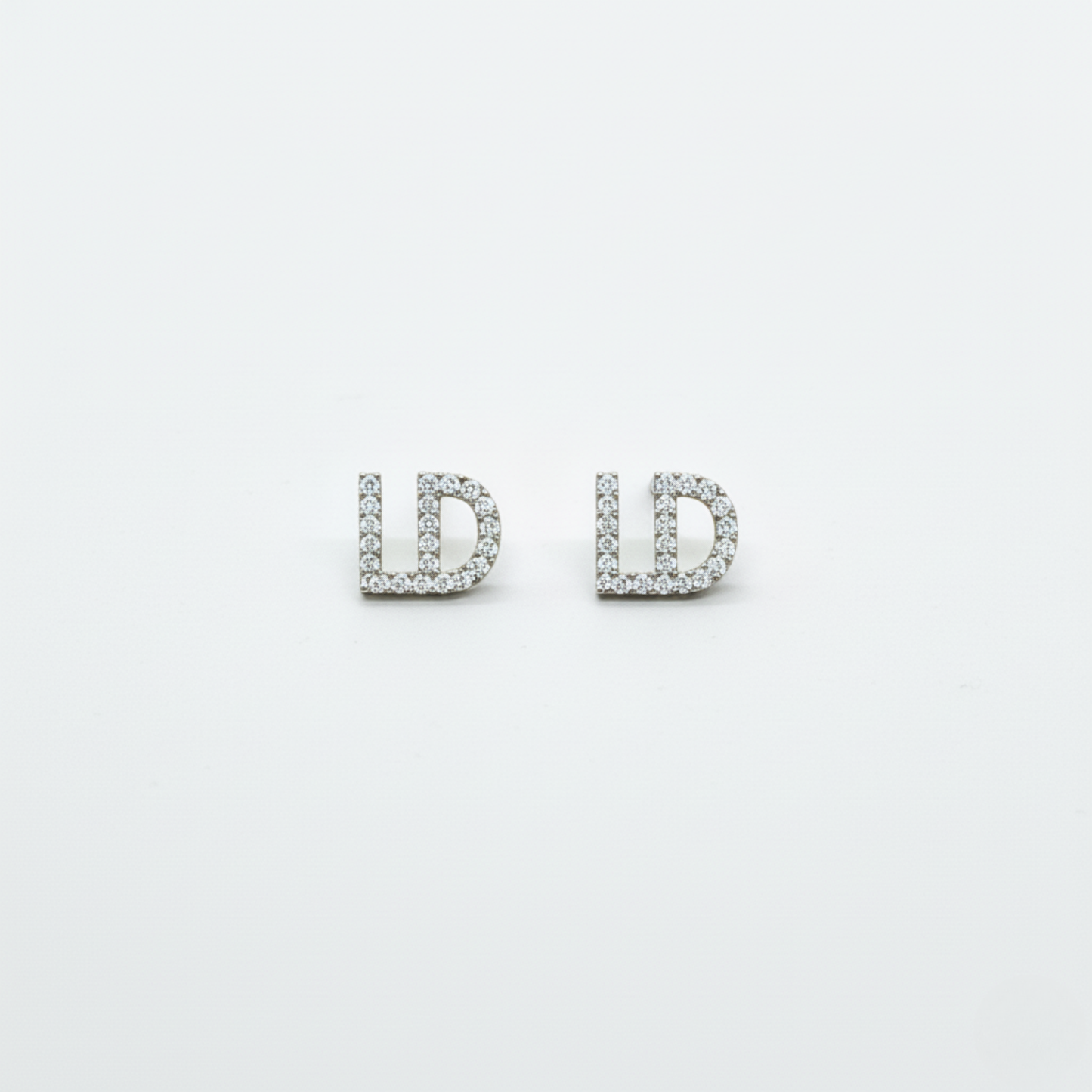 スパークルラインピアス